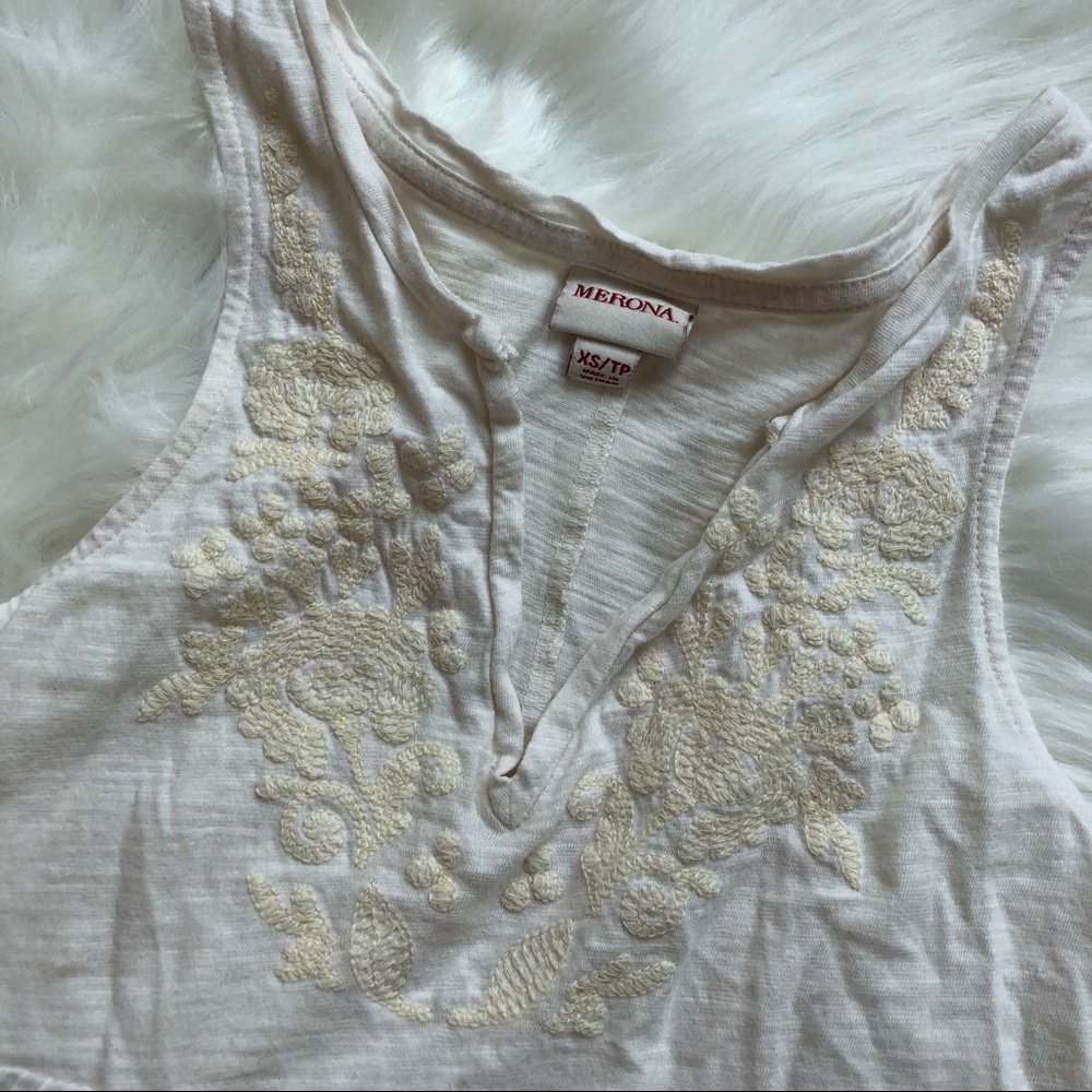 Target Ivory Embroidered Tufted Tank Top - Picture 2 of 4